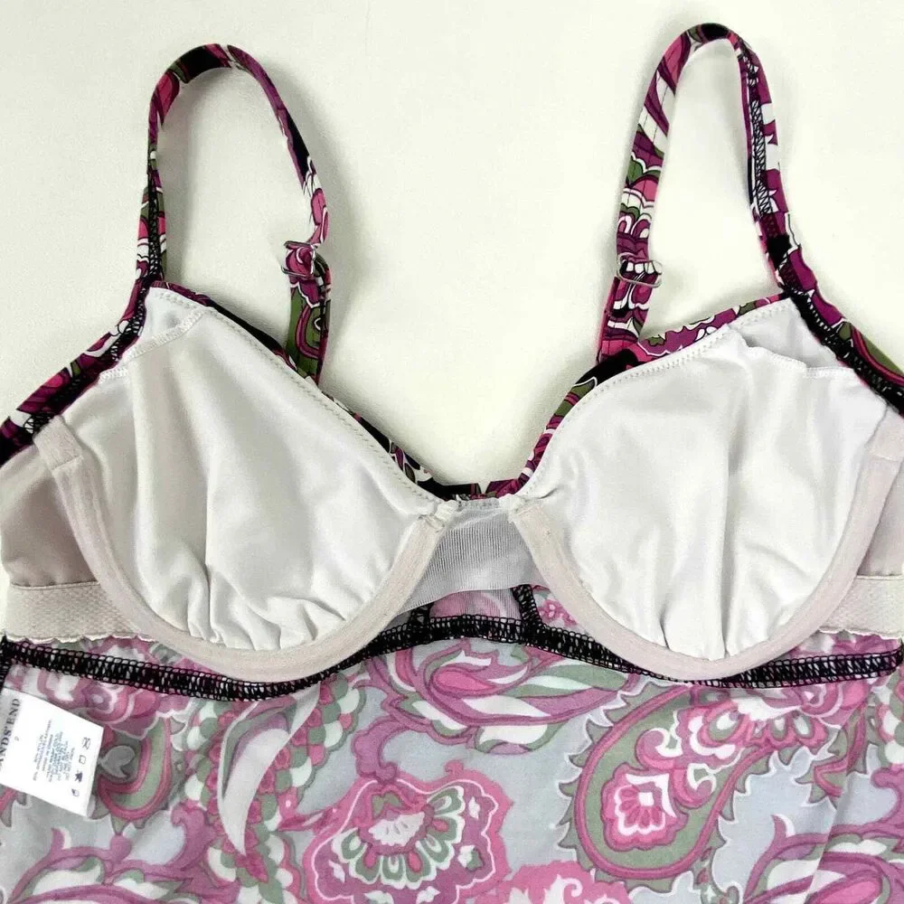 Land's End Tankini Swim Suit Top Ruched Underwire Bodice Paisley Sz 2 Top Only
